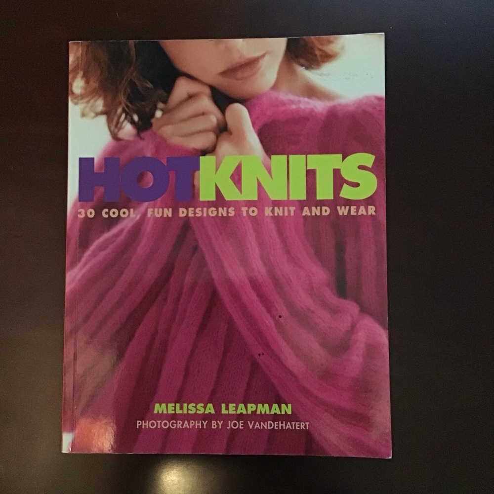 Hot Knits Knitting Book 2004